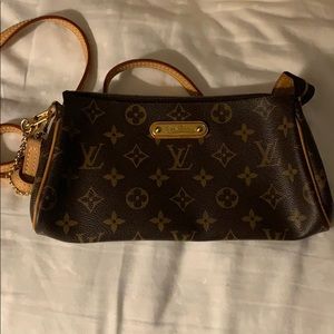 Louis Vuitton Pochette Eva
